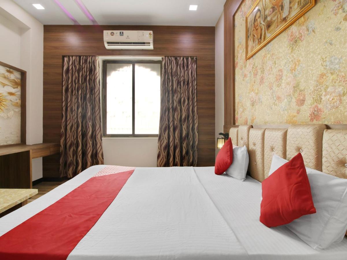 Oyo 73663 Gs Paradise Hotel 3*